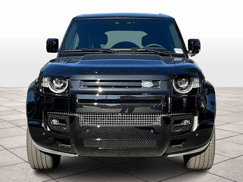 New 2025 Land Rover Defender 130 V8 image 5