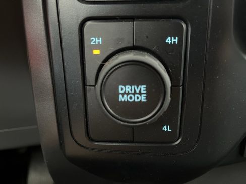 Used 2023 Ford F150 XLT image 29