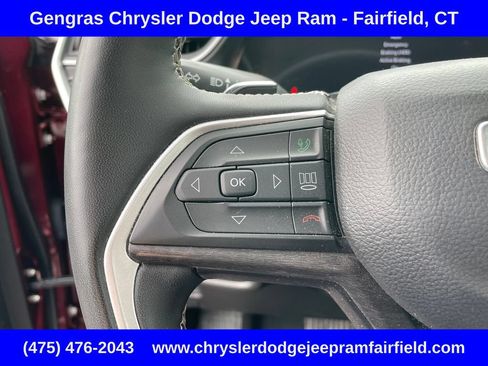 Certified 2023 Jeep Grand Cherokee Limited w/ Luxury Tech Group II AWD/4WD image 45