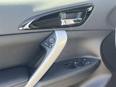 New 2026 Mitsubishi Eclipse Cross SE image 11