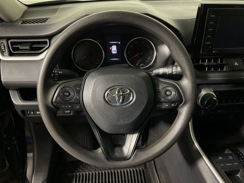 Used 2022 Toyota RAV4 XLE w/ Convenience Package image 21