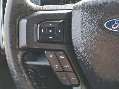 Certified 2019 Ford F150 XLT w/ Equipment Group 302A Luxury image 20