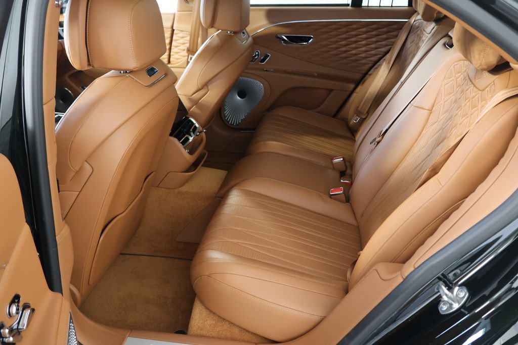 Used 2021 Bentley Flying Spur W12 w/ First Edition Specification AWD/4WD image 21