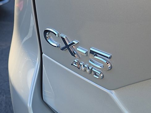 New 2025 MAZDA CX-5 AWD 2.5 S w/ Premium Plus Pkg image 4