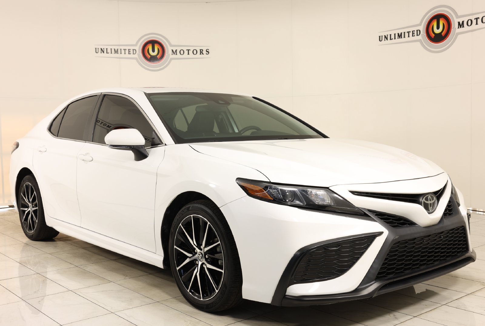 Used 2023 Toyota Camry SE FWD image 34