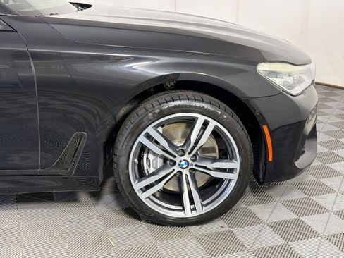 Used 2016 BMW 750i xDrive AWD/4WD image 13
