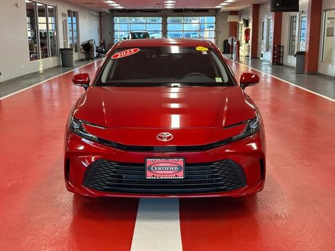 Certified 2025 Toyota Camry LE FWD image 8