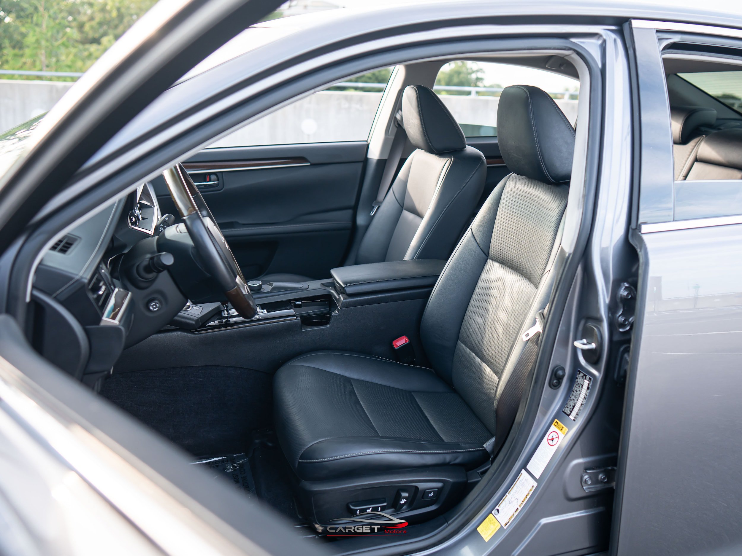 Used 2015 Lexus ES 350 w/ Premium Package FWD image 16