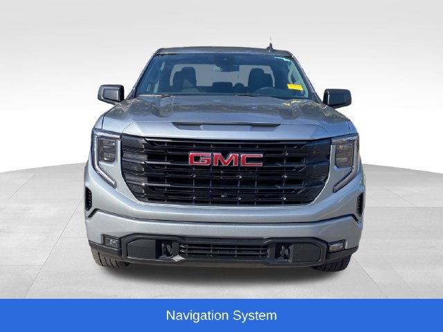 Used 2025 GMC Sierra 1500 Elevation AWD/4WD image 2