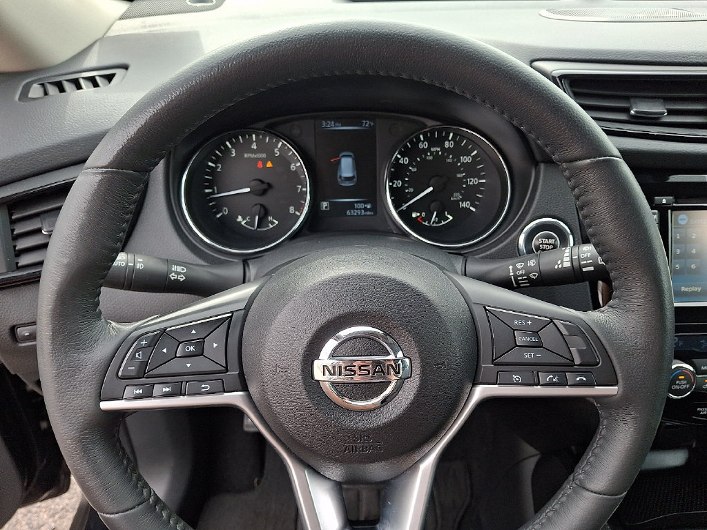 Used 2017 Nissan Rogue SL AWD/4WD image 19