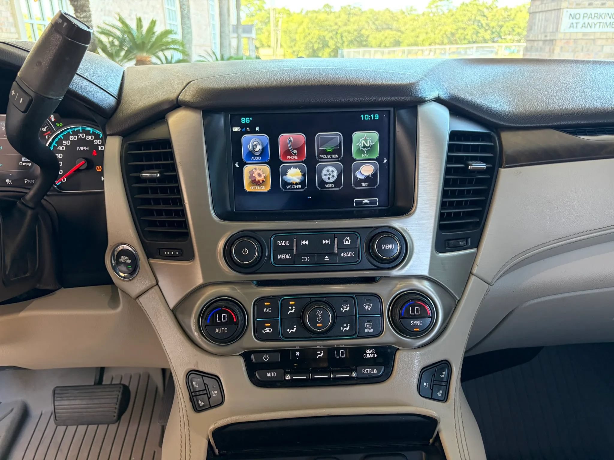 Used 2019 GMC Yukon Denali w/ Denali Ultimate Package RWD image 25