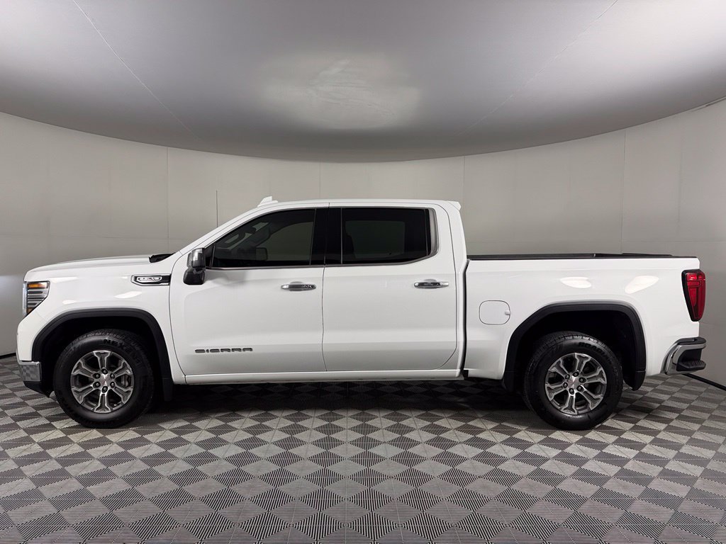 Used 2025 GMC Sierra 1500 SLT RWD image 11