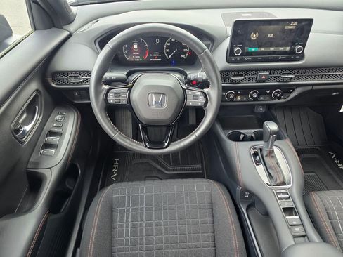 Certified 2025 Honda HR-V Sport image 11