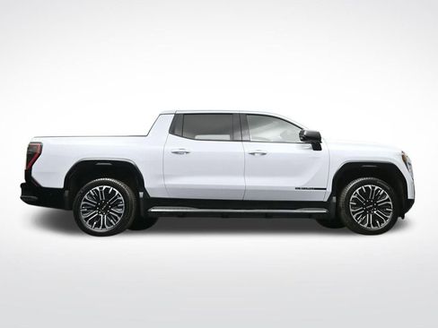 Used 2026 GMC Sierra EV Denali AWD/4WD image 28