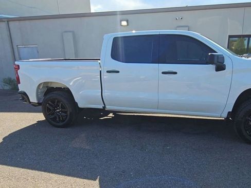 Used 2023 Chevrolet Silverado 1500 Custom Trail Boss image 9