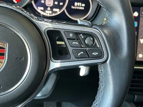 Used 2023 Porsche Cayenne image 31
