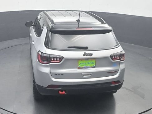 Used 2025 Jeep Compass Trailhawk AWD/4WD image 24