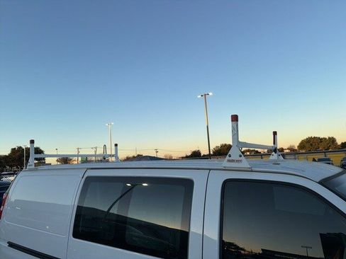 Used 2021 Chevrolet Express 2500 Work Van w/ Driver Convenience Package image 12