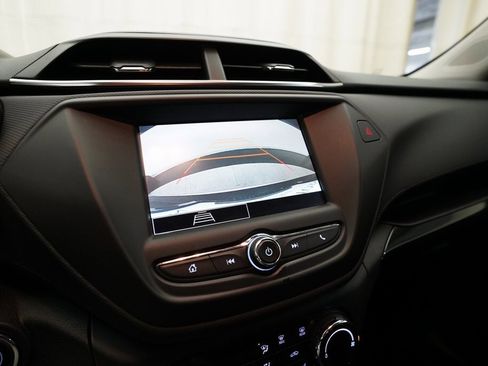 Used 2022 Chevrolet TrailBlazer LT w/ Driver Confidence Package image 19