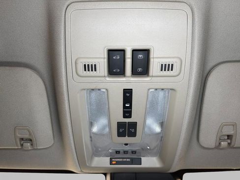 Used 2014 Cadillac SRX Luxury w/ Driver Awareness Package image 18