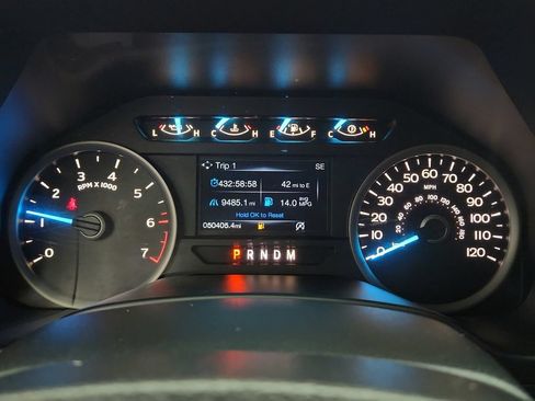 Used 2018 Ford F150 XLT w/ Equipment Group 302A Luxury AWD/4WD image 12