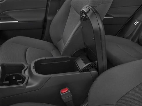 New 2025 Toyota RAV4 LE image 10