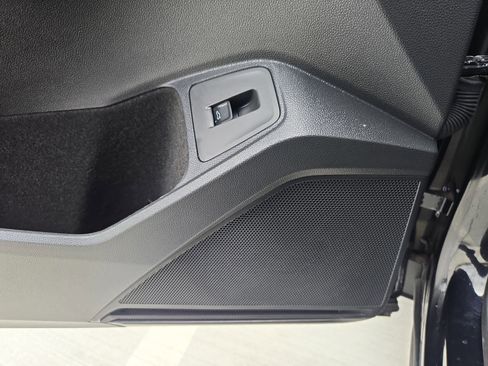 Used 2024 Volkswagen Tiguan Wolfsburg Edition image 15