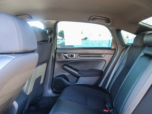 Used 2025 Honda Civic Sport image 19