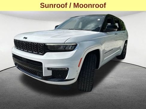 Certified 2024 Jeep Grand Cherokee L Summit AWD/4WD image 6