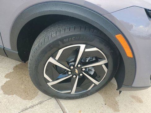 New 2026 Chevrolet Equinox EV LT image 8