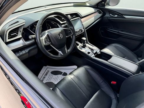 Used 2017 Honda Civic Touring image 12