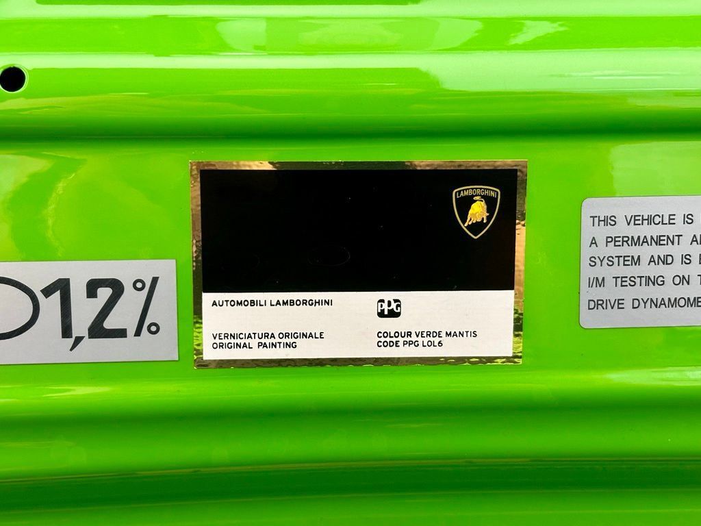 Used 2019 Lamborghini Aventador SVJ AWD/4WD image 45