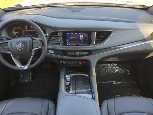 Used 2022 Buick Enclave Essence w/ Experience Buick Package image 15