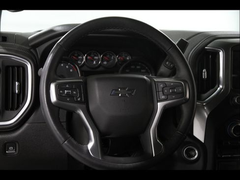 Certified 2022 Chevrolet Silverado 1500 RST w/ Redline Edition AWD/4WD image 8