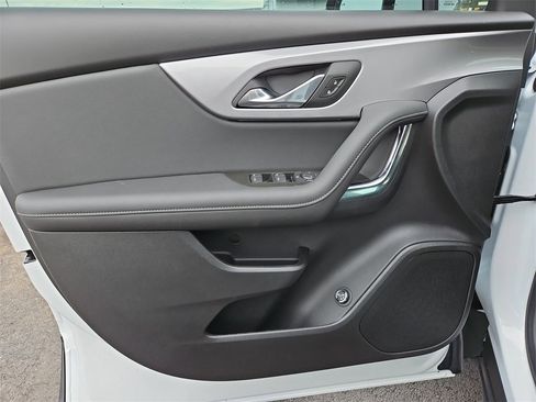 New 2026 Chevrolet Blazer LT w/ Convenience Package image 22