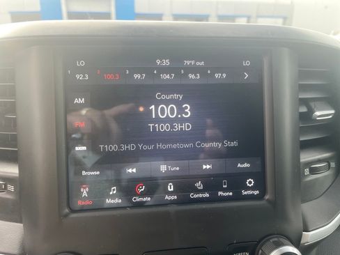 Used 2021 RAM 1500 Big Horn image 17