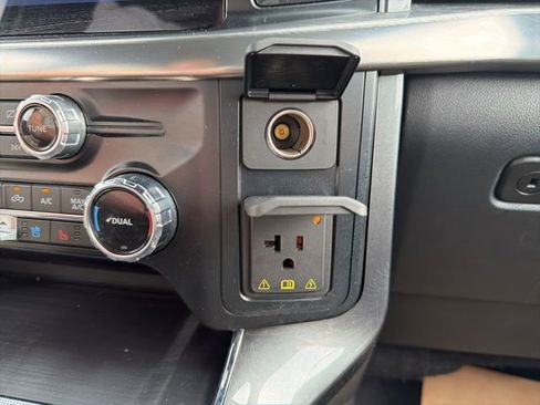 Used 2023 Ford F150 Lariat w/ Equipment Group 502A High image 38