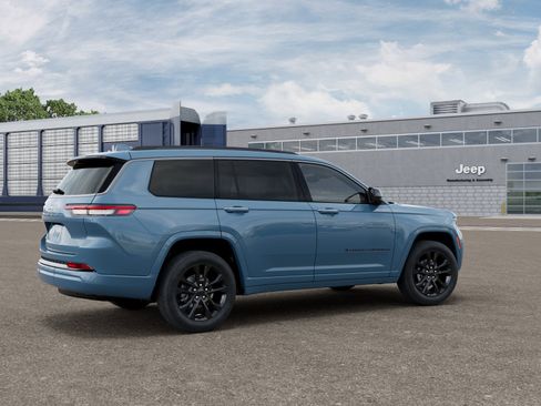 New 2026 Jeep Grand Cherokee L Limited AWD/4WD image 2