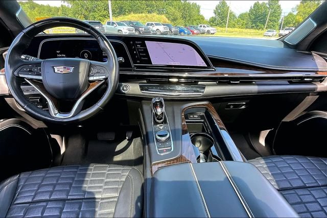Used 2023 Cadillac Escalade ESV Sport Platinum AWD/4WD image 7