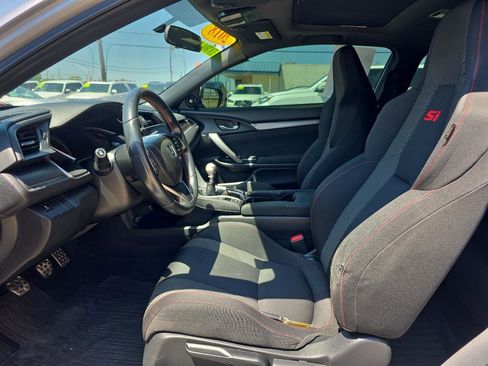 Used 2018 Honda Civic Si image 9