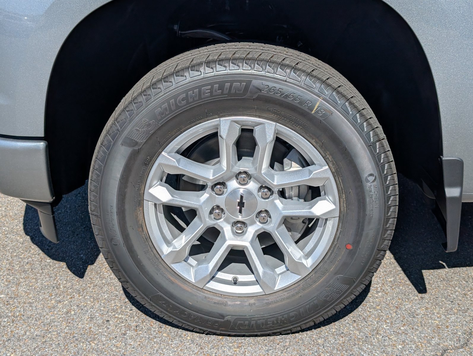 New 2026 Chevrolet Silverado 1500 RST w/ LPO, Liner Protection Package AWD/4WD image 11