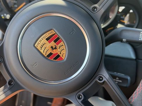 Used 2018 Porsche 911 GT3 image 5