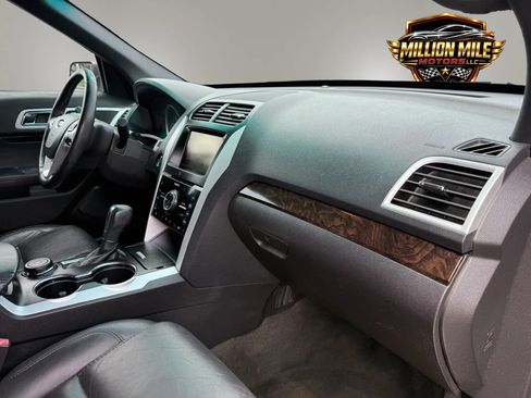 Used 2015 Ford Explorer Limited AWD/4WD image 19