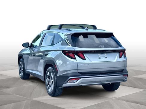 Used 2026 Hyundai Tucson SEL FWD image 6