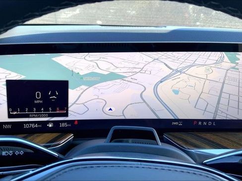 Used 2025 Cadillac Escalade ESV Sport Platinum image 23