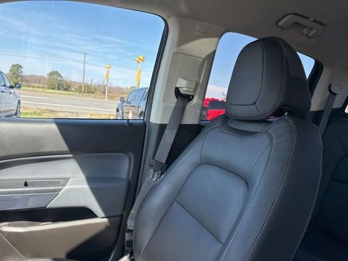 Used 2022 Chevrolet Colorado Z71 image 33