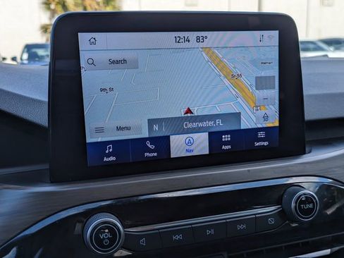 Used 2020 Ford Escape Titanium image 24