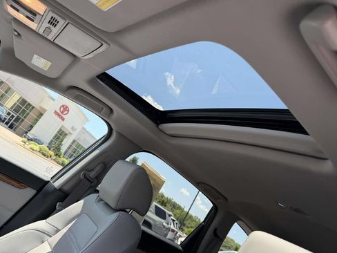 Used 2021 Honda CR-V Touring image 19