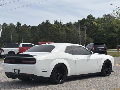 Used 2021 Dodge Challenger R/T Scat Pack RWD image 8