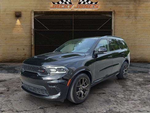 Used 2025 Dodge Durango R/T AWD/4WD image 2
